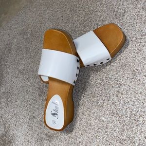 Clog Sandals 🤩